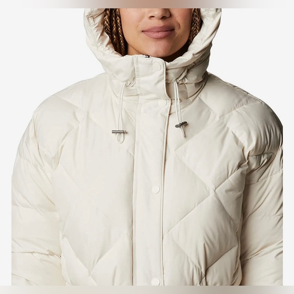 Columbia - Wome’s Icy Heights Belted Jacket - Size: Xs Color: Chalk. - Picture 3 of 8